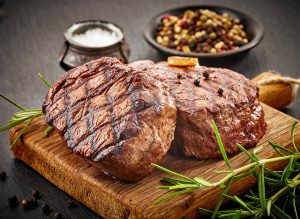 Вкусный рецепт стейка из говяжьей вырезки