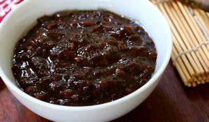 Соус с черными бобами для стейка